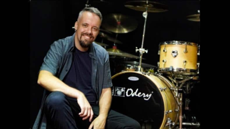 Tocar Bateria por Gilson Naspolini Funciona? Tocar Bateria por Gilson Naspolini Vale a Pena?