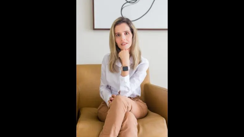 foto da produtora do Curso NAM Lu Wanderley